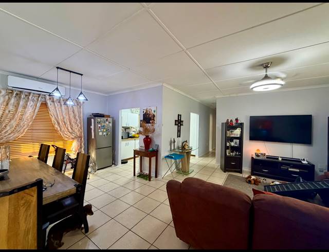 3 BEDROOM SECTIONAL TITLE FOR SALE IN BIRDSWOOD